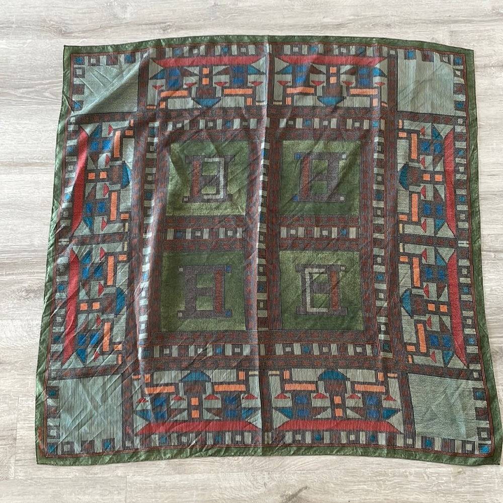 Vintage Ellen Tracy Silk Scarf Large Square 34x34 Excellent Condition